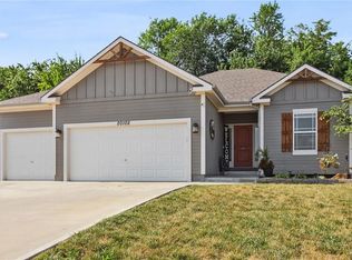 20102 W 220th Ter, Spring Hill, KS 66083