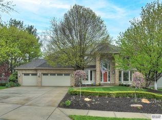 1618 N 128th Cir, Omaha, NE 68154