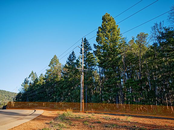 4th image of 0 Redwood Highway 16 D0 #39-08