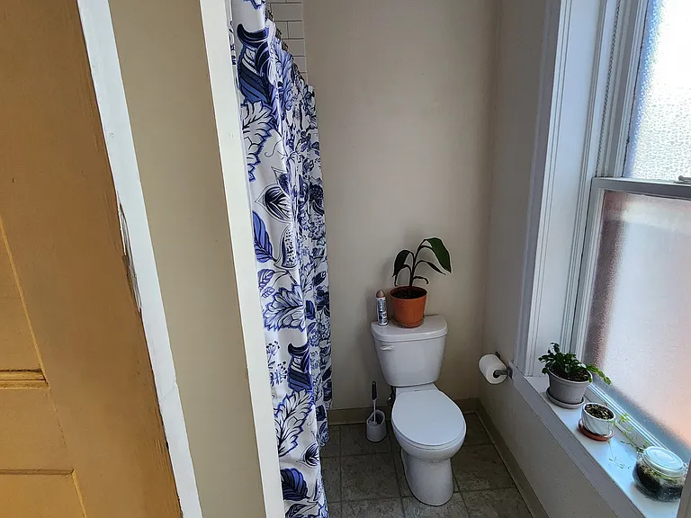 5778 Pershing Ave #3 — Photo 9