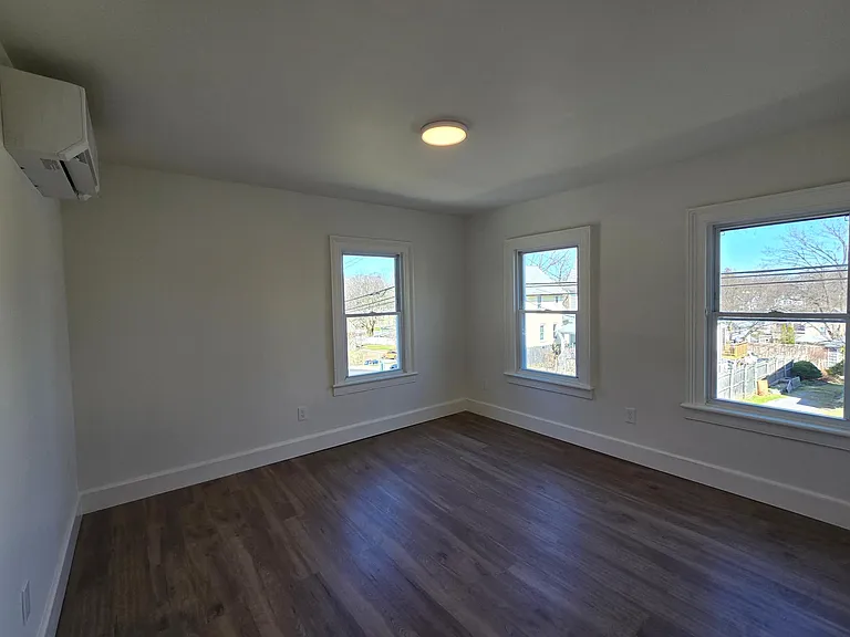 13 W Church St #2 — Photo 6