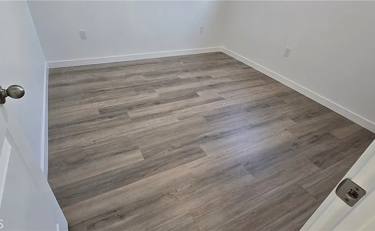 1428 E 54th St #2 — Photo 12