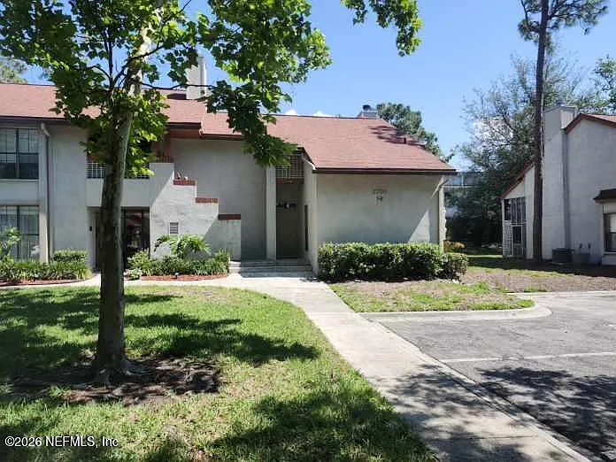 2706 Wood Hill Dr #2706