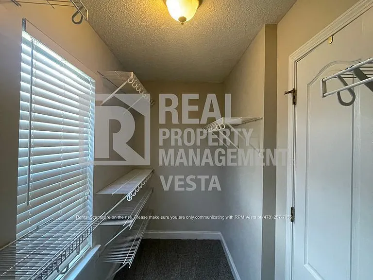 313 Canterfield Dr — Photo 12