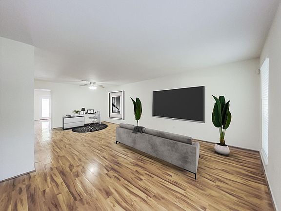 5th image of 13040 Trail Hollow Dr