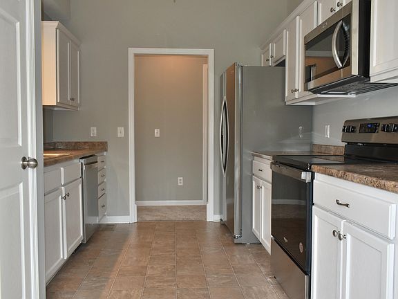 4th image of 8582 Midwestern Dr #83