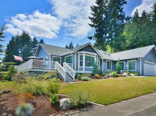 4011 NW Newport Ct, Bremerton, WA 98312