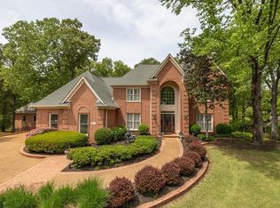 9084 S Wilderwood Ln, Cordova, TN 38016