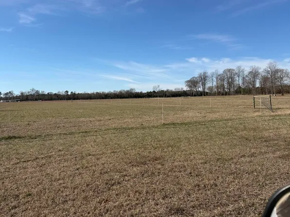 5093 Owen Hill Road, Elizabethtown, NC 28337