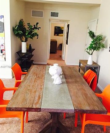 4th image of 727 Collins Ave Ph 1