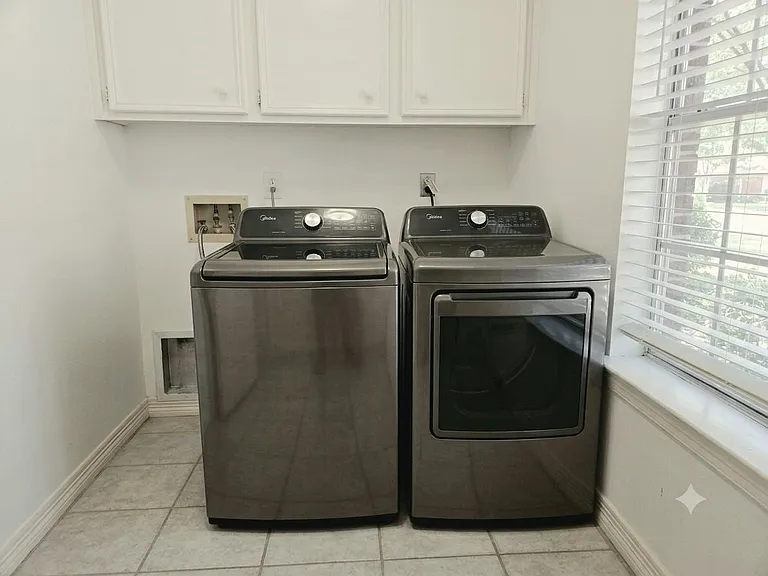4303 Hillswick Ct — Photo 42