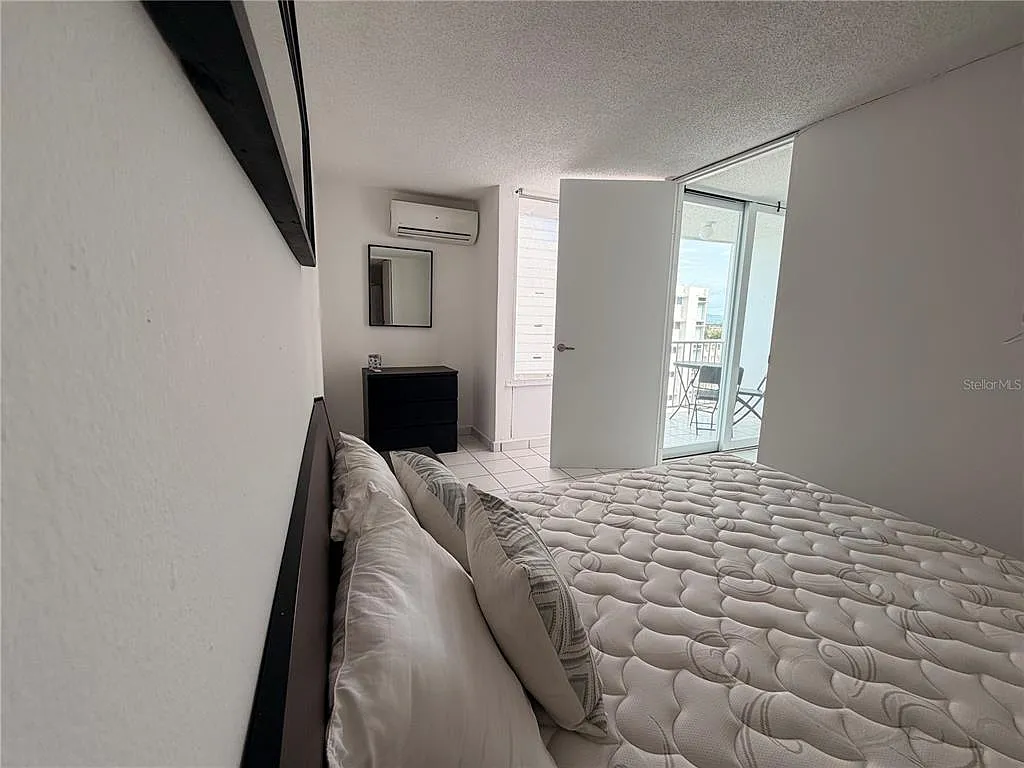 1 bed, 1.0 bath, 462 sqft, $1,700 — Photo 3