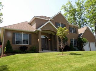 60 Coventry Ln, Binghamton, NY 13903