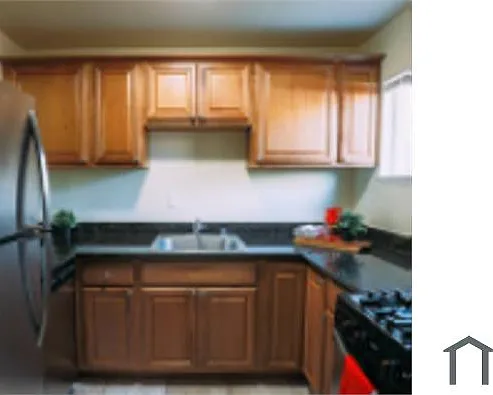 2 bed, $2,633 — Photo 2