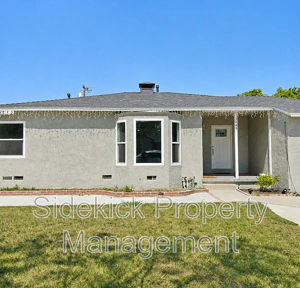 11443 Dicky St — Photo 1