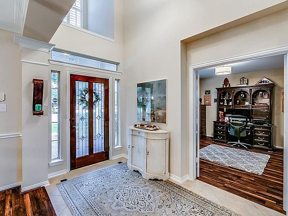 2nd image of 22735 Sierra Lake Ct