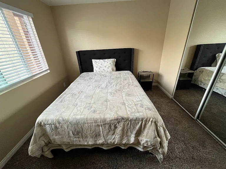 190 Chambers St #8 — Photo 7