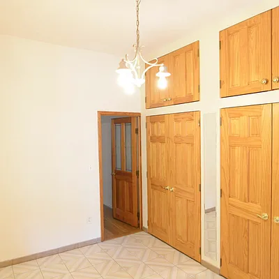 Rented by Nooklyn NYC LLC | media 25