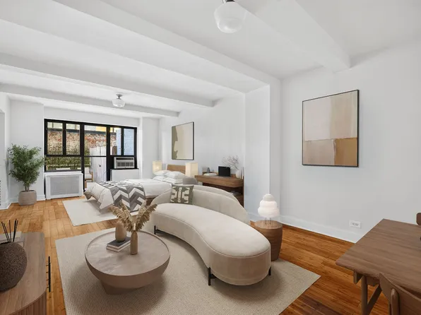 307 East 44th Street image 1 of 21