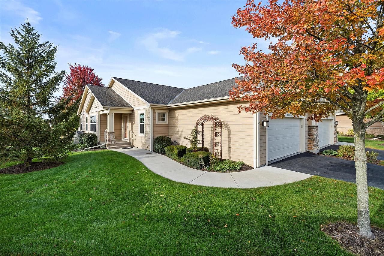 W153S7171 Rosewood CIRCLE, Muskego, WI 53150 Zillow