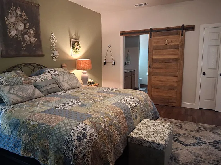 3208 Sunrise Ct — Photo 6