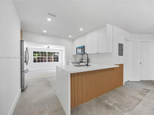 3420 SW 12th Pl, Fort Lauderdale, FL 33312