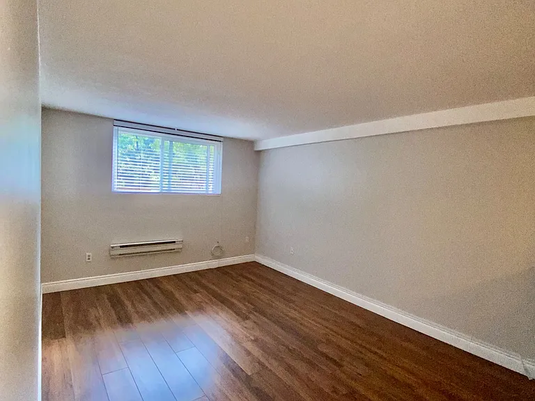17 Washington St #3 — Photo 4