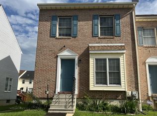 310 Goldsmith Ln, Newark, DE 19702