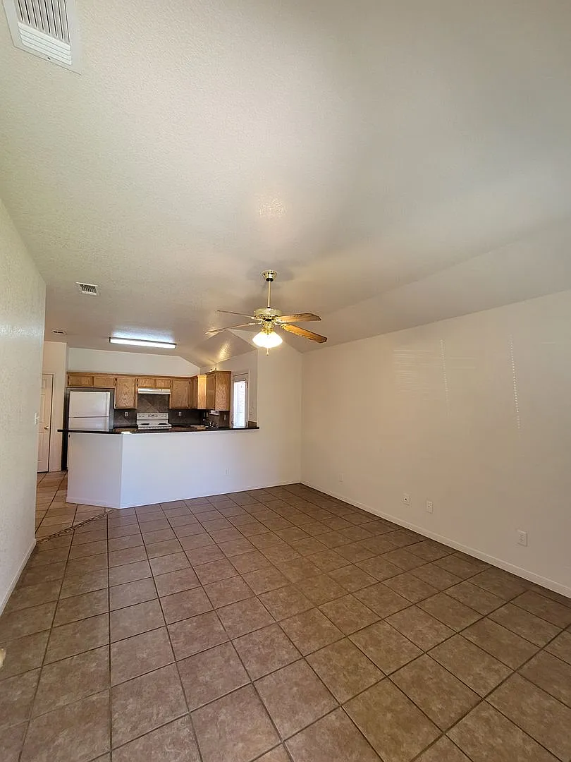3601 Dustin Court — Photo 2