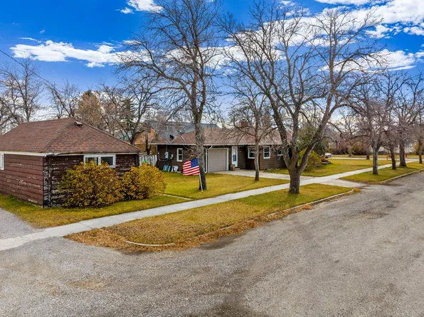 122 2nd St S #S, Stanford, MT 59479