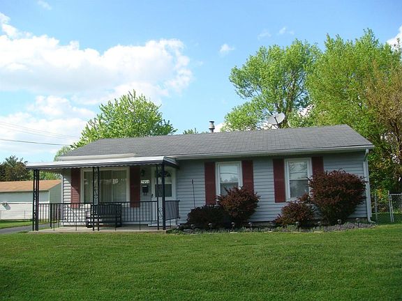 2nd image of 2958 Hyannis Dr