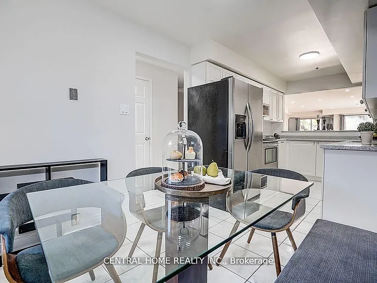 988 Sheppard Ave W #11 — Photo 13