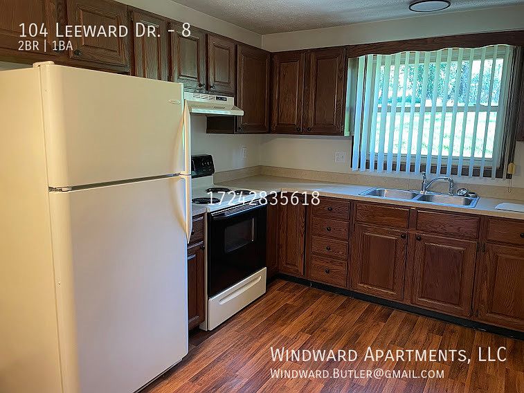 1st image of 104 Leeward Dr #8