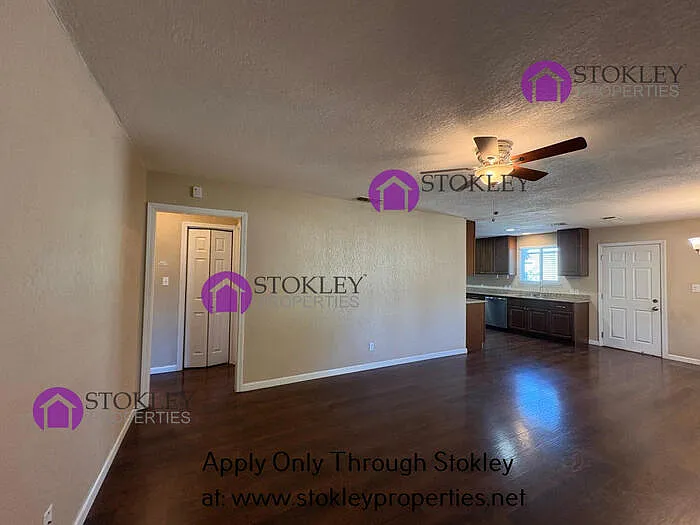 166 Lois Ct — Photo 3