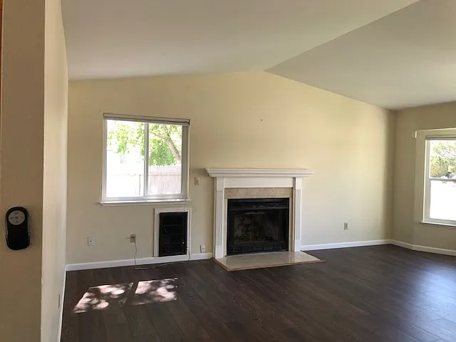 101 Woodlake Ct — Photo 17