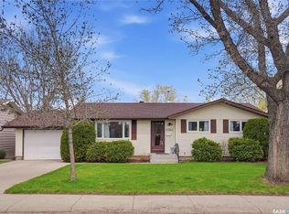 2362 Easthill, Saskatoon, SK S7J 3E5