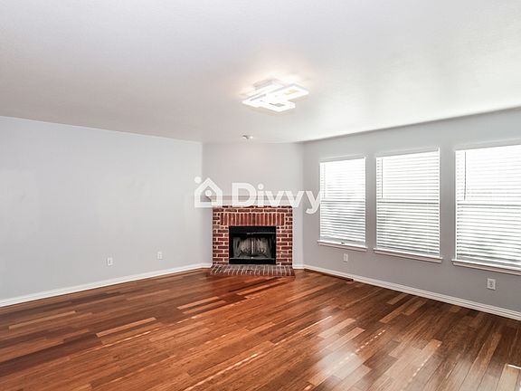 4th image of 2312 Hayes St