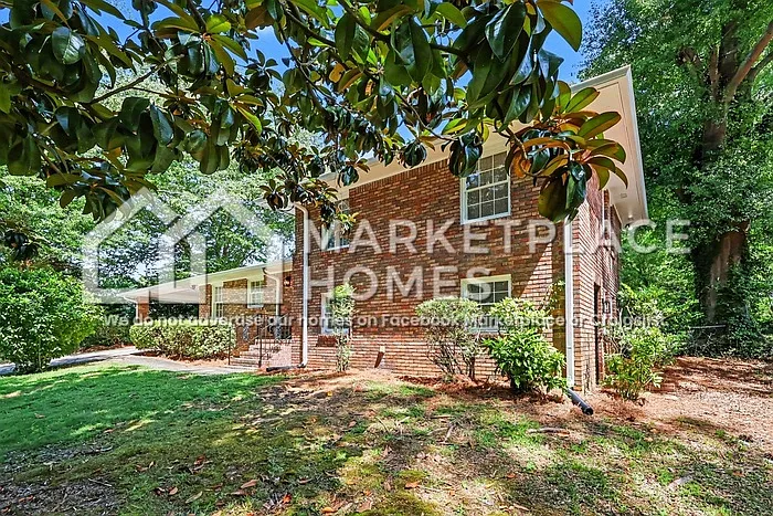 2588 Monica Way — Photo 5