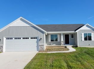 4243 Butternut Dr, Wayland, MI 49348