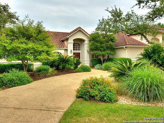 2nd image of 8627 Fairway Green Dr