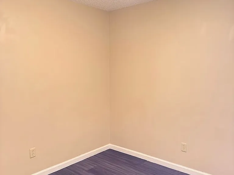 114 Leeward Dr — Photo 9