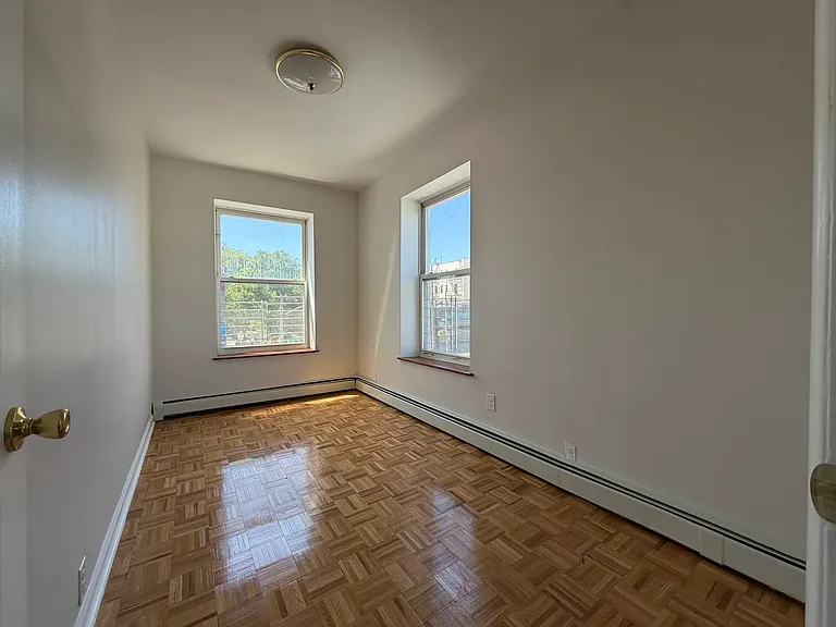 2201 Avenue U #2G — Photo 8
