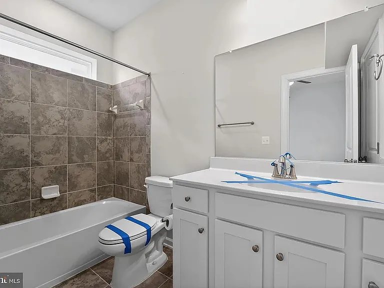 8041 Baxter St — Photo 26