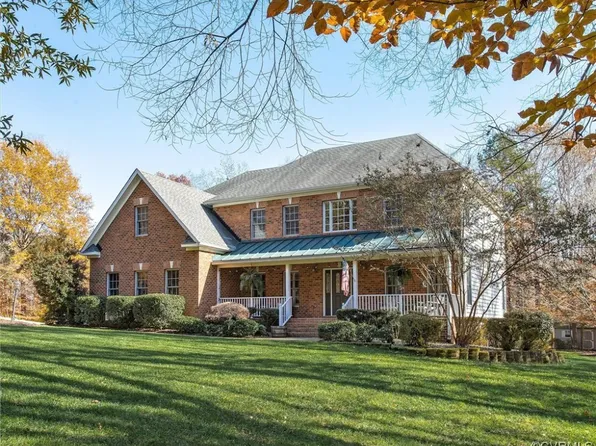 1200 Hawkwell Dr, Maidens, VA 23102