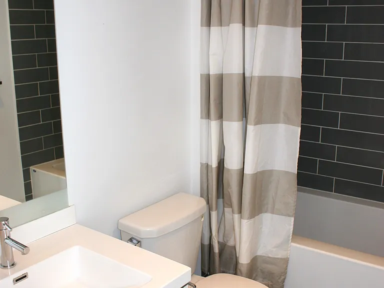 55 Speers Rd #512 — Photo 13