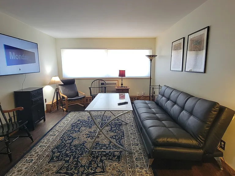 1800 Lasalle Ave #106 — Photo 22