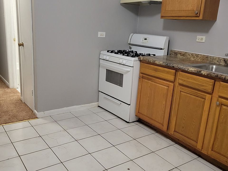 1st image of 411 E 107th St #G