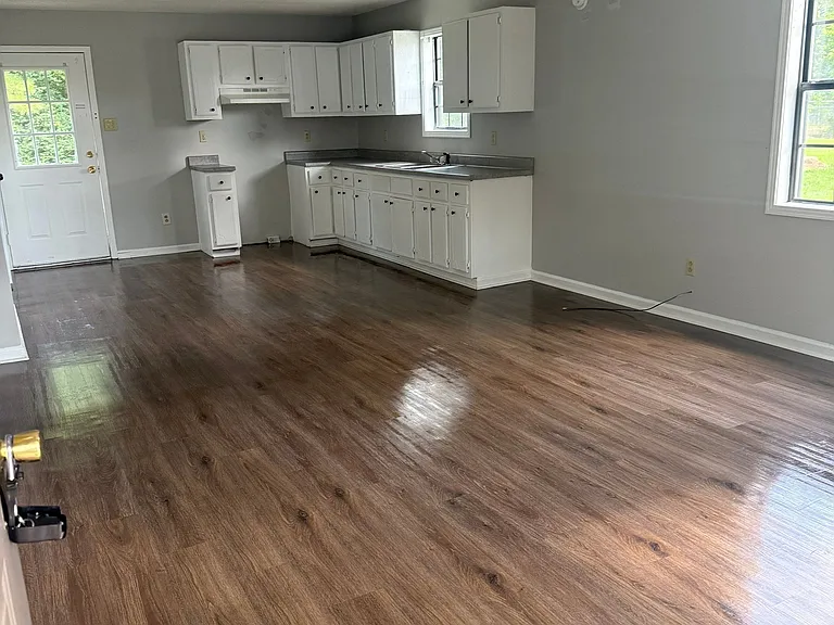 108 N Bond Ave #1 — Photo 3