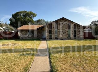 2909 O'Henry Dr, Garland, TX 75042