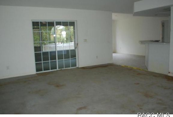 3rd image of 9392 N Dallas Way